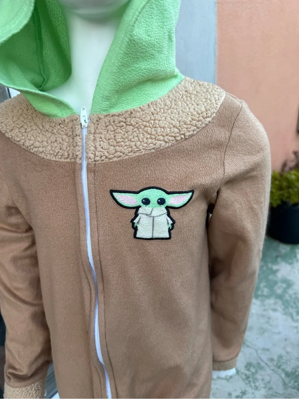 N/A soft green